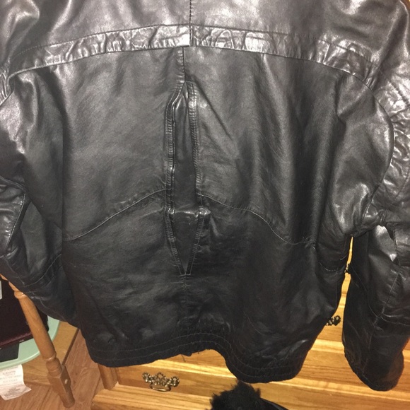 Black 100%Leather Jacket with Fur Vest Insert - Picture 3 of 6